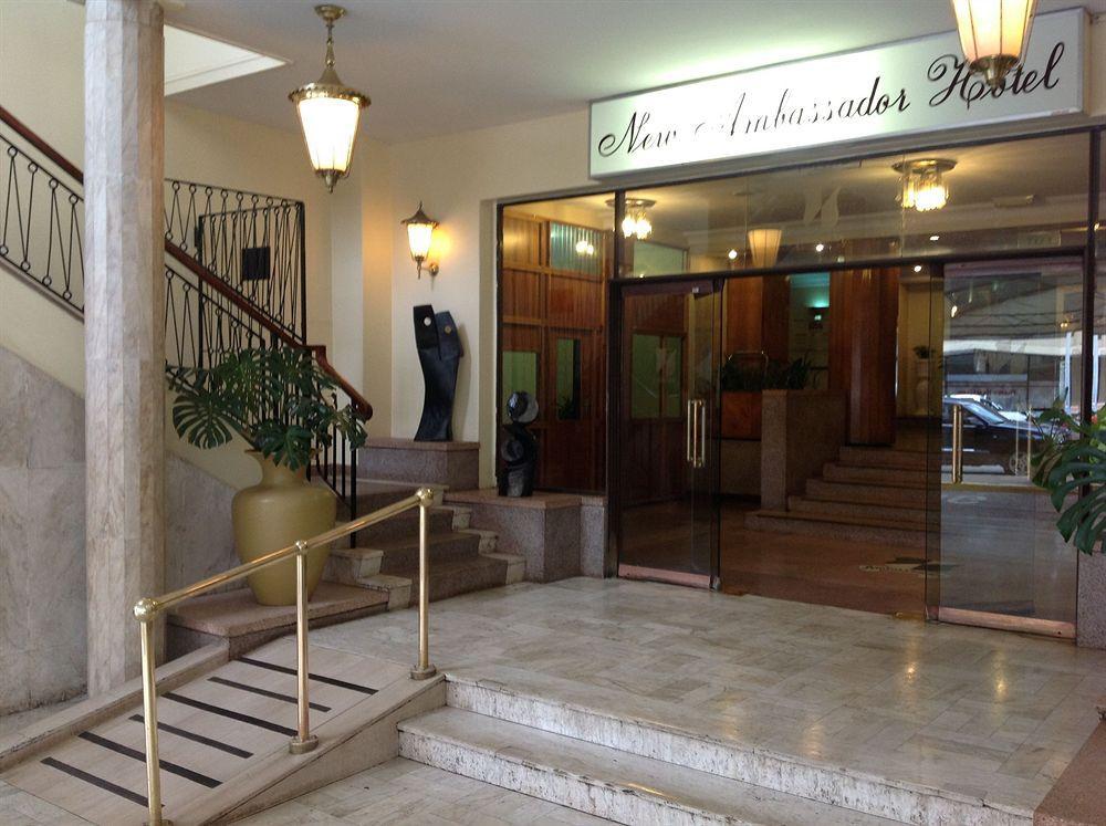 New Ambassador Hotel Harare Buitenkant foto